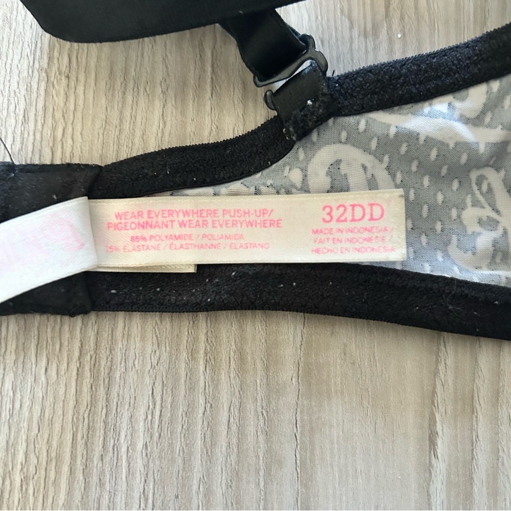 2 for 15!! PINK wear everywhere push-up bra - Picture 7 of 8